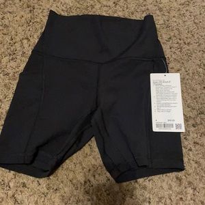 Lululemon align HR short 6” *Pockets
